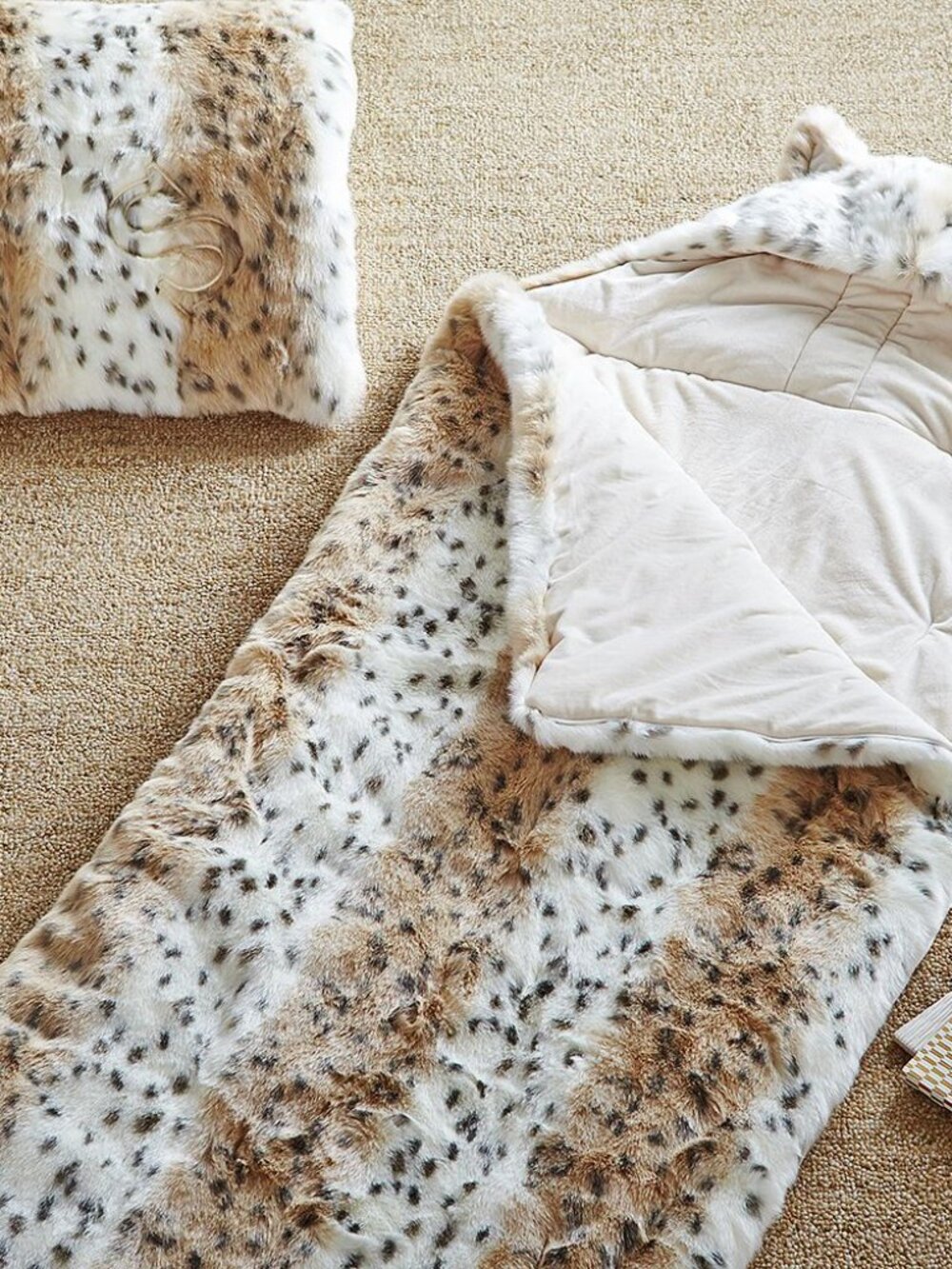 Pottery Barn Teen Snowcat Sleeping Bag